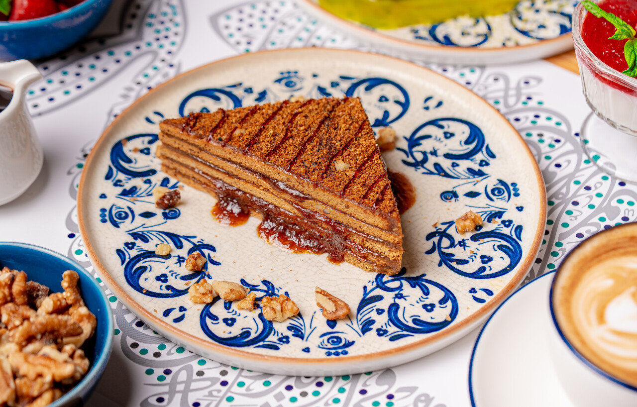 Marlinka Walnut